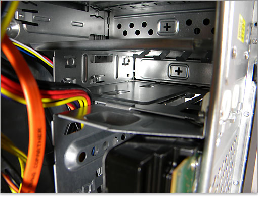 DELLでUSB3.0拡張カードを追加した場合、ここにUSB3.0インターフェース・ユニットが搭載