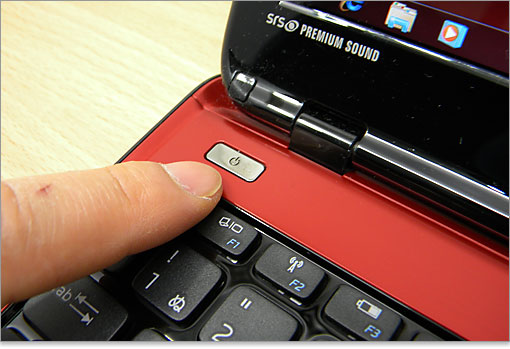 メッキ加工だけされた質素Inspiron M102z