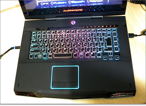 ノートパソコンは、他社製品ではほとんどないですね。