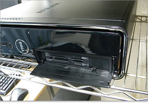 、19規格対応カードスロットがあります。家電のレコーダーはそんなに対応していないでしょう。カードスロットすらない製品も多々あります。