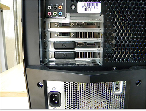 CrossFireXという技術です。