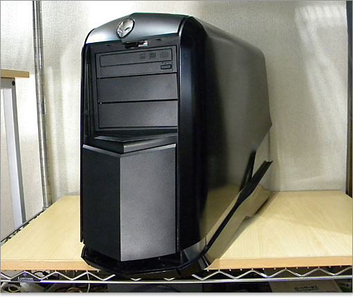 光学ドライブのトレイを引き出すとき