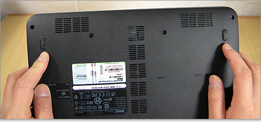 こちらが前面側になるスタンドゴム。