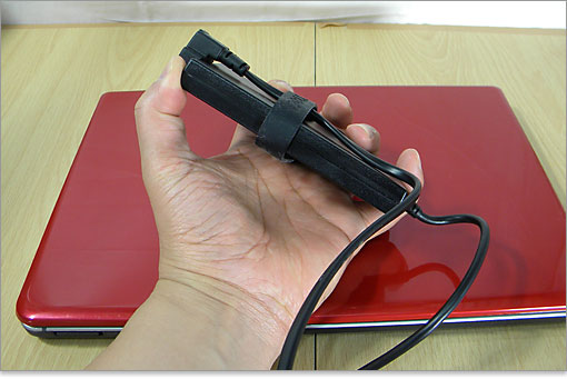 ついでに持ち歩いても苦ではないでしょう。重量は300gほど。