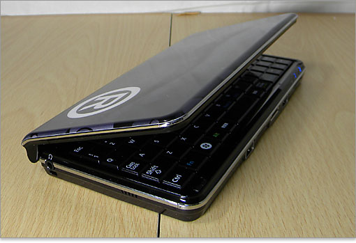 状態での左側面。