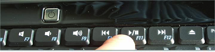 ���f�B�A�E�R���g���[��