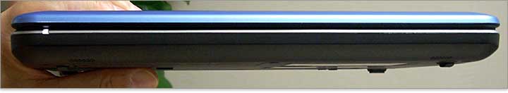 端子を装備していません。