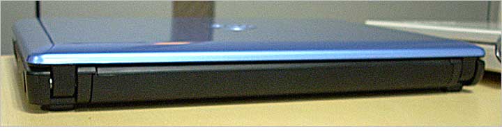 背面とバッテリー