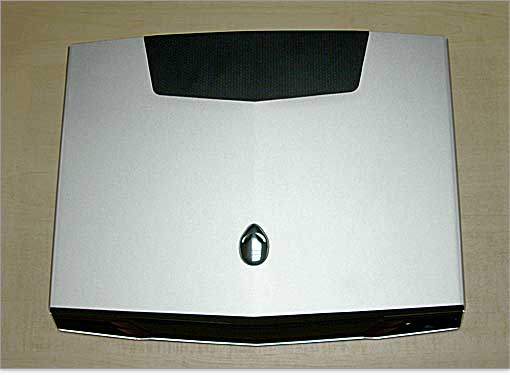 Alienware M17xの素材