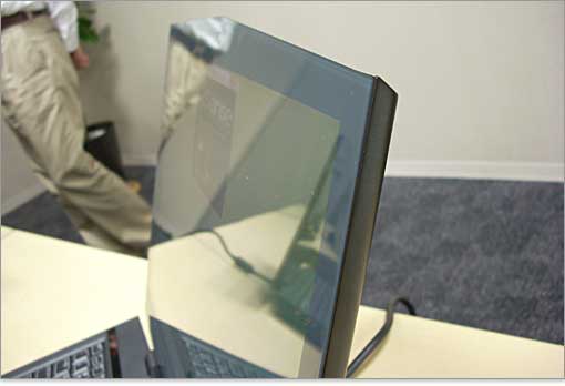 Edge toEdge ディスプレイ・デザイン。