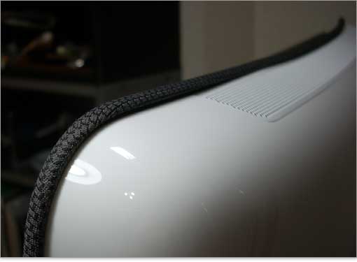 メッシュ生地は背面