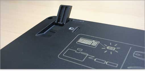 裏面のスタンド