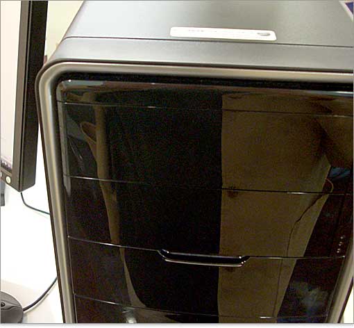 3段目の3.5インチベイ