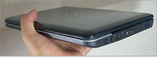 Inspiron Mini 10vの右側面