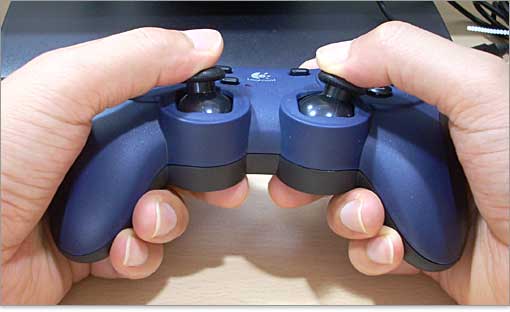 �A�i���O�X�e�B�b�N