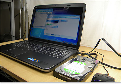 XPS 17のeSATAの実測値をチェック