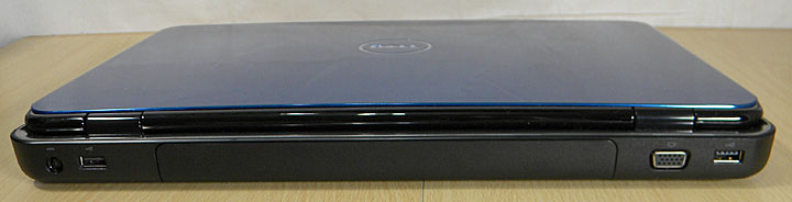 Inspiron 15Rの背面