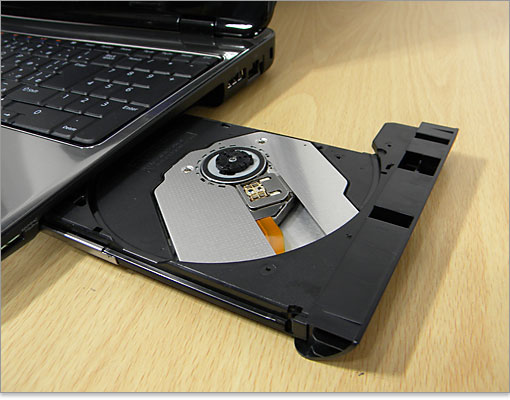 ディスクをダイレクトに入れる