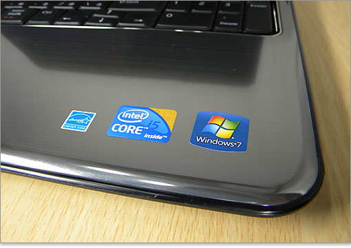Core iブランドとWindows7のブランドシール