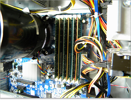 6基のメモリスロット