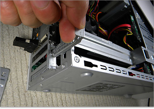 ブランケット（金属の仕切り板）