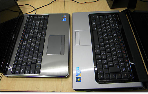 、15.6インチの据え置きノート「Studio 15」とパームレスト