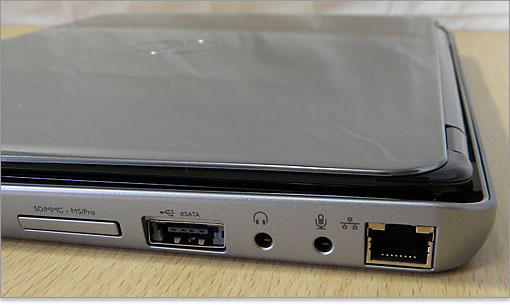 左から7-in-1カードリーダー