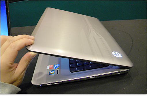 アルマイト加工された