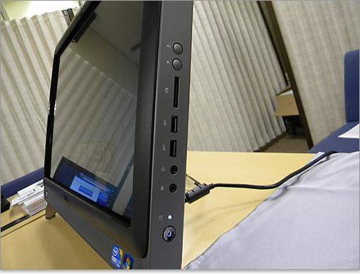 Inspiron One 2310のインターフェースをチェック