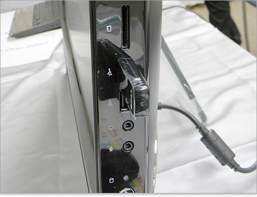 HDDアクセスライト