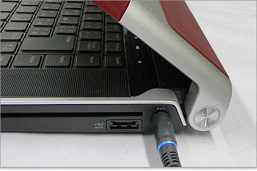 そして放射線状に輝くXPSロゴ