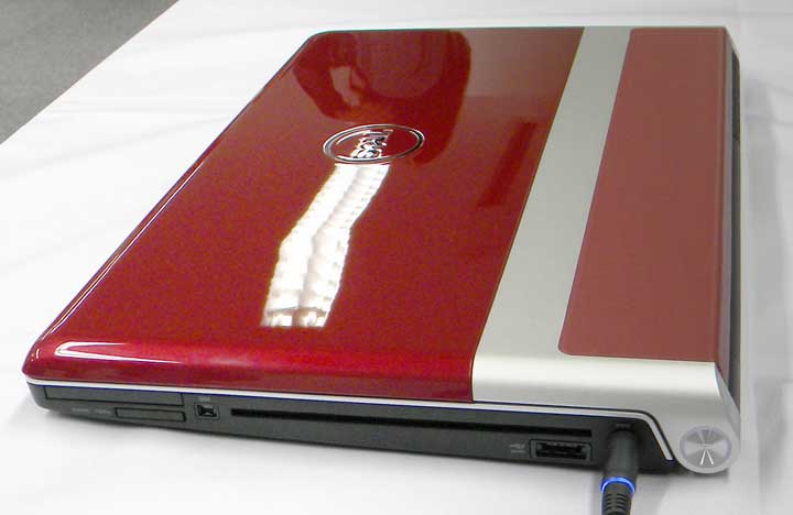 右側面のインターフェースStudioxps16