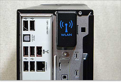 USB端子が6つ（前面と合わせて8つ）