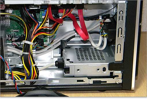 HP ポケットメディアドライブのマウンタ部分。