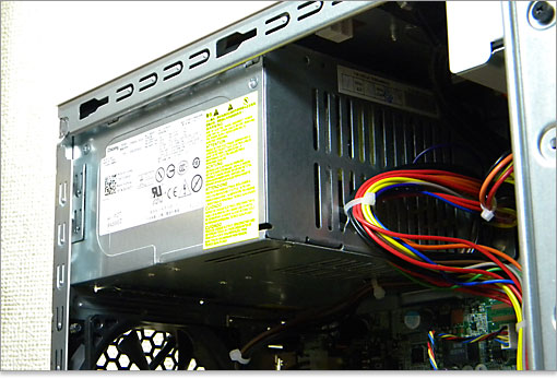 350W電源を搭載。