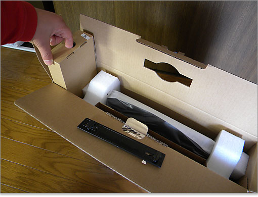 指を入れて引っ張り出せます