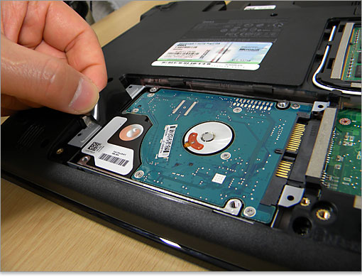 パソコンHDD交換/DELL Inspiron 15のHDD交換