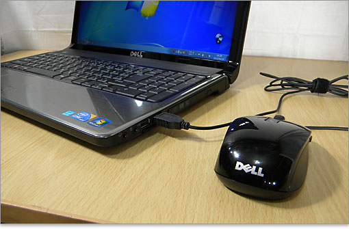 USBマウスをつないだ