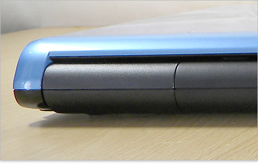 バッテリー部分は少し手前で終わっています