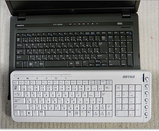 Vostro 3700は少し幅を狭めた程度で済んで