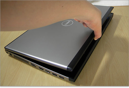 ラッチはありません。