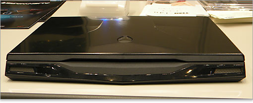 Alienware M11xの正面