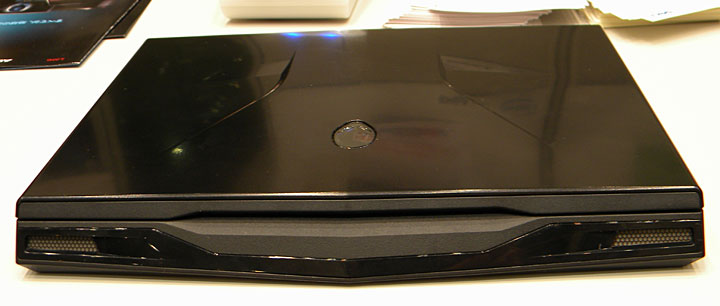 DELL Alienware M11xレビュー