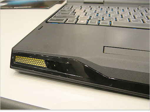 スピーカー。イルミネーションカラー