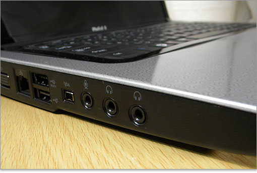 2人でそれぞれ同時にヘッドフォンを使うこと