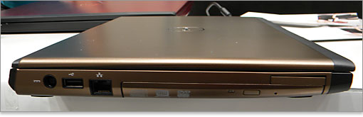 Vostro 3300の左側面