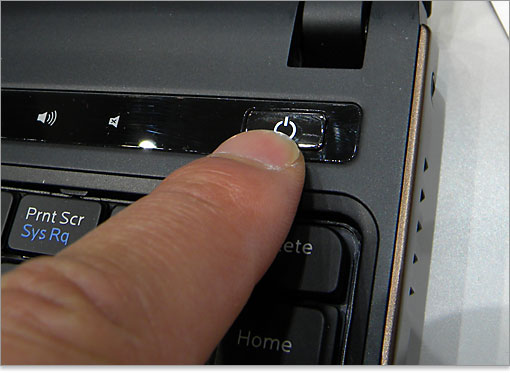 LEDライトの電源マークが点灯