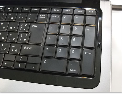 DELLStudio 17のキーボード右側、テンキー部分。