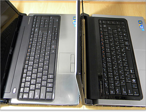 左側がInspiron 15です