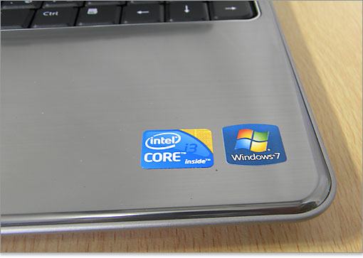 今回はCore i3 330UMを搭載